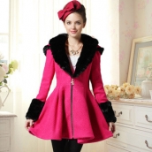 冬裝新款女裝收腰大擺裙 黑毛領連帽拉鏈羊毛呢子外套大衣 免運費